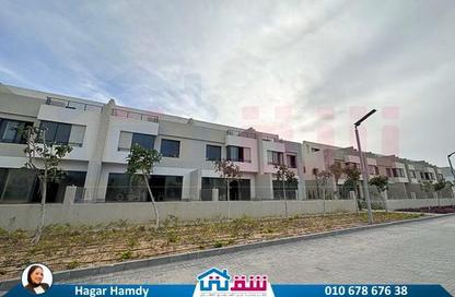 Townhouse - 5 Bedrooms - 3 Bathrooms for sale in Palm Hills - Alexandria Compounds - Alexandria