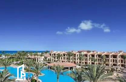 Chalet - 3 Bedrooms - 3 Bathrooms for sale in Seashore - Ras Al Hekma - North Coast