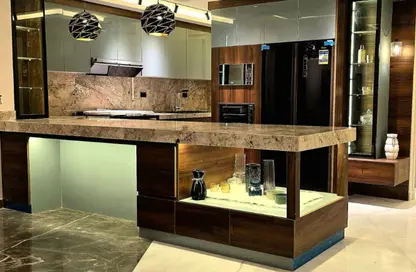 Apartment - 3 Bedrooms - 3 Bathrooms for sale in Lake View Residence - 5th Settlement Compounds - The 5th Settlement - New Cairo City - Cairo