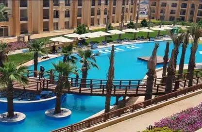 Apartment - 3 Bedrooms - 3 Bathrooms for sale in Stone Residence - 5th Settlement Compounds - The 5th Settlement - New Cairo City - Cairo