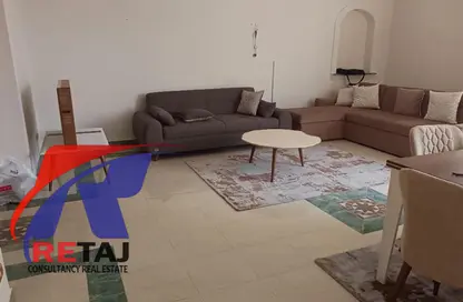 Apartment - 3 Bedrooms - 2 Bathrooms for rent in Mohammed Al Mokaled St. - 8th Zone - Nasr City - Cairo