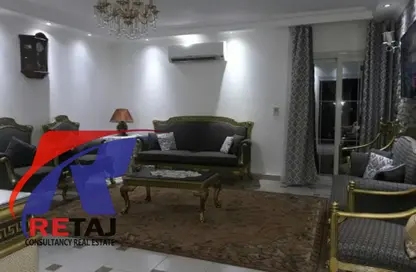 Apartment - 4 Bedrooms - 1 Bathroom for rent in Nagaty Serag St. - 8th Zone - Nasr City - Cairo Apartment - 4 Bedrooms - 1 Bathroom for rent in Nagaty Serag St. - 8th Zone - Nasr City - Cairo