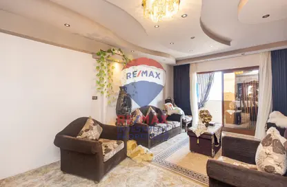 Apartment - 3 Bedrooms - 1 Bathroom for sale in Abo Qir St. - Sporting - Hay Sharq - Alexandria