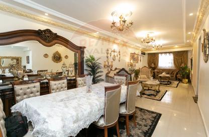 Apartment - 2 Bedrooms - 2 Bathrooms for sale in Smouha - Hay Sharq - Alexandria