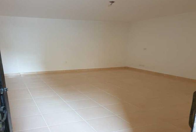 8119411 - Property Image 2