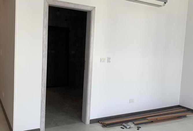 8250157 - Property Image 2