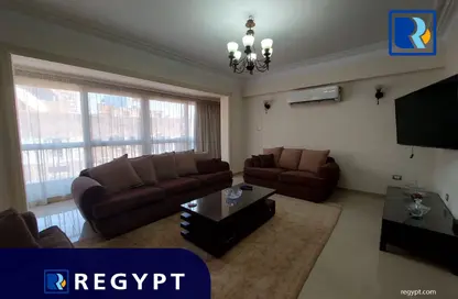 شقة - 2 غرف نوم - 2 حمامات للايجار في شارع شجرة الدر - الزمالك - القاهرة