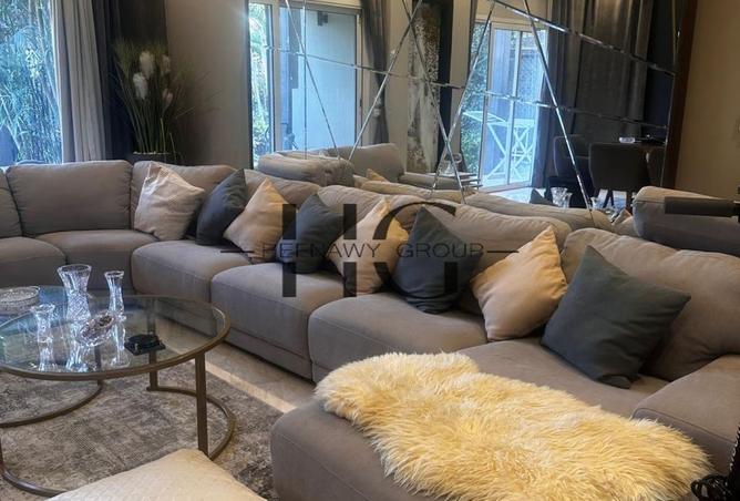 8326821 - Property Image 2