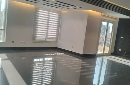 مساحات مكتبية - استوديو - 6 حمامات للايجار في شارع الثوره - الكوربة - مصر الجديدة - القاهرة