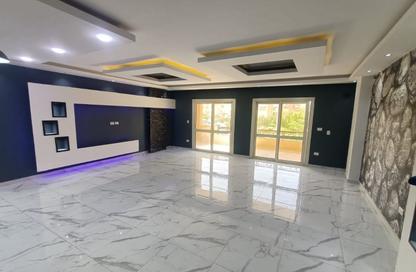 Apartment - 3 Bedrooms - 3 Bathrooms for sale in Al Khamayel city - Sheikh Zayed Compounds - Sheikh Zayed City - Giza