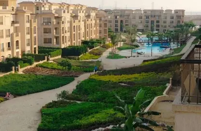 Apartment - 3 Bedrooms - 3 Bathrooms for sale in Stone Residence - 5th Settlement Compounds - The 5th Settlement - New Cairo City - Cairo