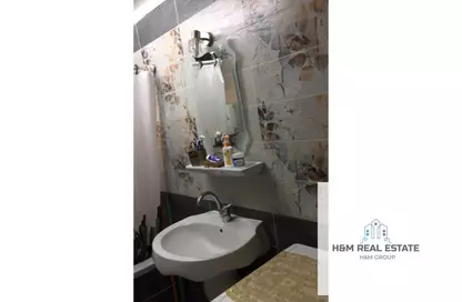 Apartment - 3 Bedrooms - 3 Bathrooms for sale in Nabil Al Wakkad St. - Ard El Golf - Heliopolis - Masr El Gedida - Cairo