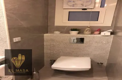 فيلا - 4 غرف نوم - 4 حمامات للايجار في بيفرلي هيلز - كمبوندات الشيخ زايد - الشيخ زايد - الجيزة