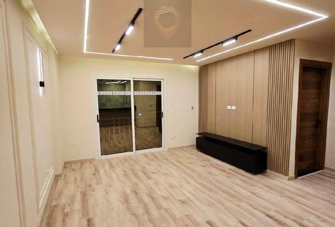 8088266 - Property Image 3