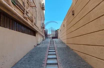 Apartment - 2 Bedrooms - 2 Bathrooms for rent in Al Sharq Al Taamin - 5th Settlement Compounds - The 5th Settlement - New Cairo City - Cairo