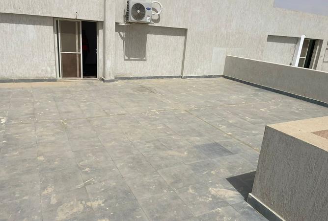 8271322 - Property Image 3