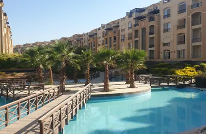 Apartment - 3 Bedrooms - 3 Bathrooms for sale in Stone Residence - 5th Settlement Compounds - The 5th Settlement - New Cairo City - Cairo