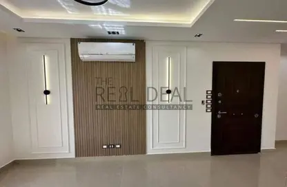 شقة - 3 غرف نوم - 3 حمامات للبيع في فيفث سكوير - التجمع الخامس - مدينة القاهرة الجديدة - القاهرة