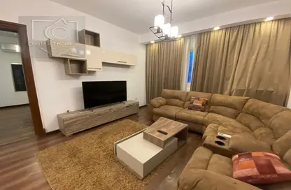 شقة - 3 غرف نوم - 2 حمامات للايجار في غرب الجولف - كمبوندات القطامية - القطامية - مدينة القاهرة الجديدة - القاهرة