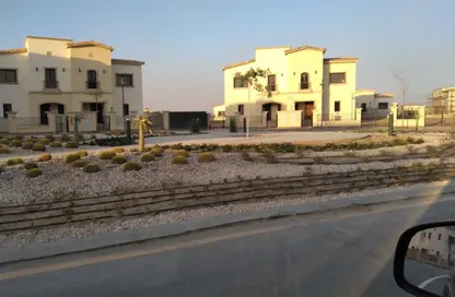 Twin House - 4 Bedrooms - 5 Bathrooms for sale in Levana - Uptown Cairo - Mokattam - Cairo