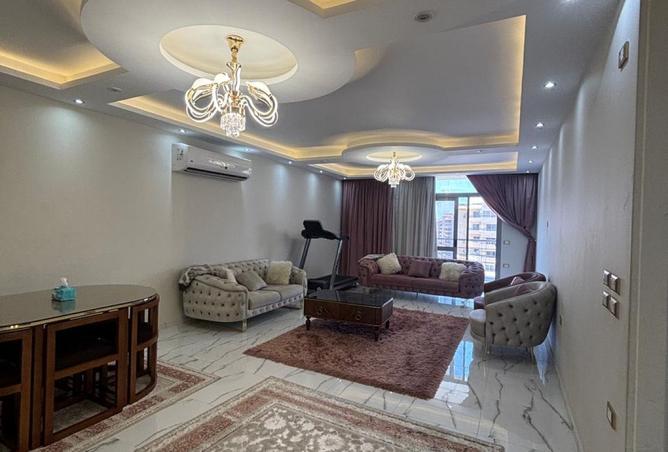 8155331 - Property Image 2