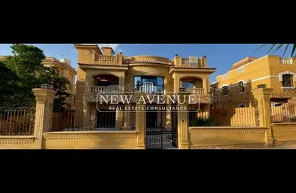 Villa - 6 Bedrooms - 5 Bathrooms for sale in Royal Meadows - Sheikh Zayed Compounds - Sheikh Zayed City - Giza