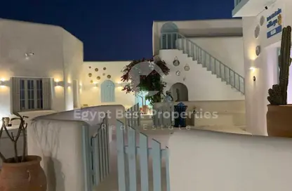 شاليه - 3 غرف نوم - 2 حمامات للبيع في بيت البحر - سيدي حنيش - الساحل الشمالي
