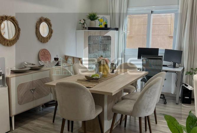 8306811 - Property Image 2