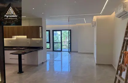 شقة - 3 غرف نوم - 3 حمامات للايجار في ذا كورت ياردز - كمبوندات الشيخ زايد - الشيخ زايد - الجيزة