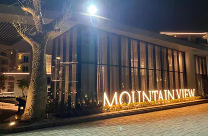 iVilla - 2 Bedrooms - 3 Bathrooms for sale in Mountain View iCity - 5th Settlement Compounds - The 5th Settlement - New Cairo City - Cairo