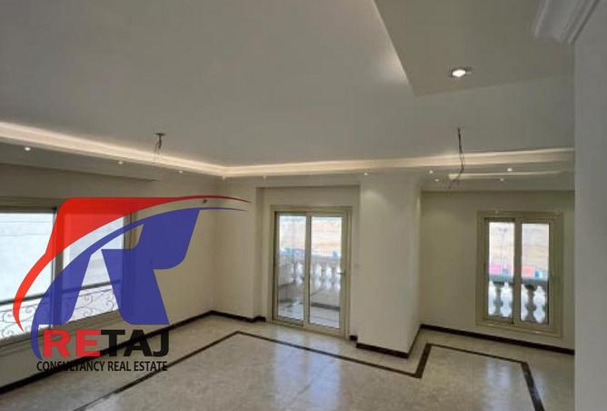 8304653 - Property Image 3