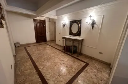 Apartment - 4 Bedrooms - 4 Bathrooms for sale in Abdullah Deraz St. - Ard El Golf - Heliopolis - Masr El Gedida - Cairo