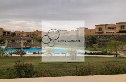 Townhouse - 4 Bedrooms - 4 Bathrooms for sale in Royal Meadows - Sheikh Zayed Compounds - Sheikh Zayed City - Giza