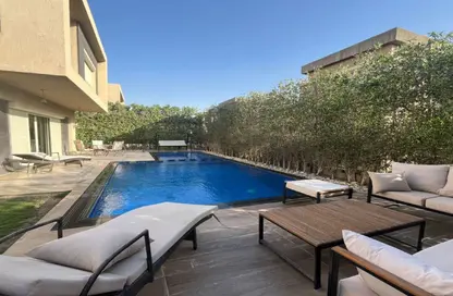 فيلا - 5 غرف نوم - 5 حمامات للايجار في نيو جيزة - طريق مصر اسكندرية الصحراوي - مدينة 6 أكتوبر - الجيزة