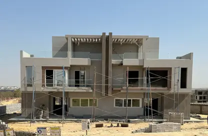 Villa - 3 Bedrooms - 4 Bathrooms for sale in V Levels - Sheikh Zayed Compounds - Sheikh Zayed City - Giza