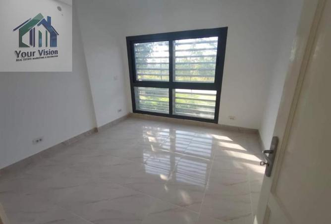 8253588 - Property Image 3