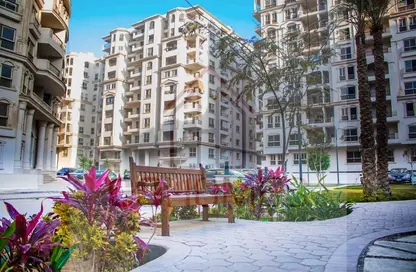 شقة - 3 غرف نوم - 2 حمامات للبيع في حي المعادي - القاهرة