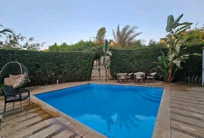 8073960 - Property Image 2