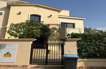 Twin House - 3 Bedrooms - 4 Bathrooms for rent in Levana - Uptown Cairo - Mokattam - Cairo
