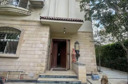 Villa - 4 Bedrooms - 4 Bathrooms for sale in Hadayek Al Mohandessin - 4th District - Sheikh Zayed City - Giza