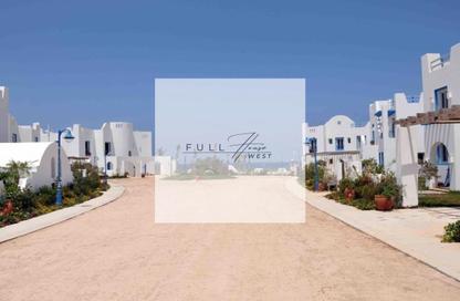 Chalet - 2 Bedrooms - 2 Bathrooms for sale in Mountain View - Ras Al Hekma - North Coast