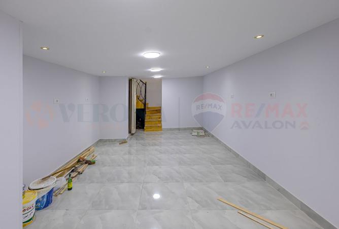 8383442 - Property Image 2