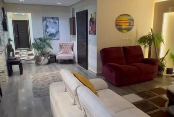 8340042 - Property Image 3