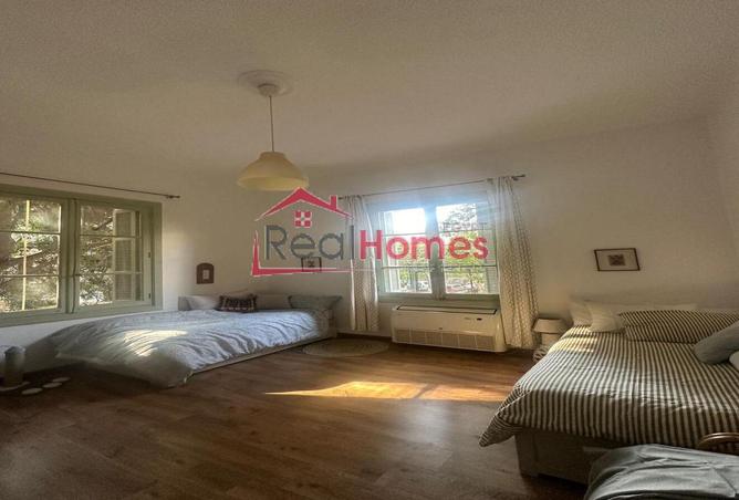 8064367 - Property Image 2