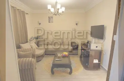 Apartment - 2 Bedrooms - 2 Bathrooms for rent in Zahraa Al Maadi St. - Degla - Hay El Maadi - Cairo