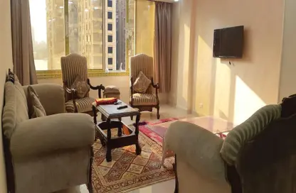 شقة - 3 غرف نوم - 1 حمام للايجار في شارع كورنيش النيل - المعادي - حي المعادي - القاهرة