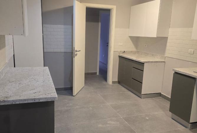 8136695 - Property Image 2