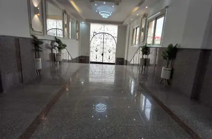 Apartment - 4 Bedrooms - 2 Bathrooms for rent in Touristic Zone 4 - Touristic Zone - Al Motamayez District - 6 October City - Giza
