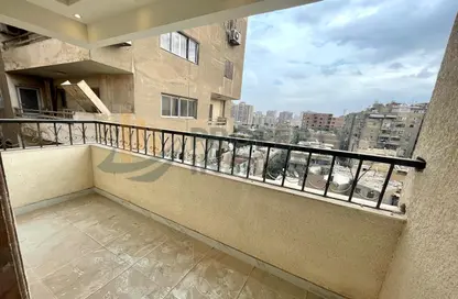شقة - 3 غرف نوم - 2 حمامات للبيع في شارع النيل الابيض - المهندسين - الجيزة