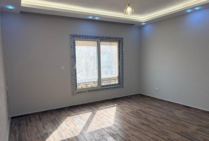 8108646 - Property Image 3